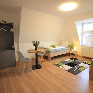 https://ara-monteurzimmer-ferienwohnung-zentrumsnah-kesselsdorferstr.dresdenhotels.net